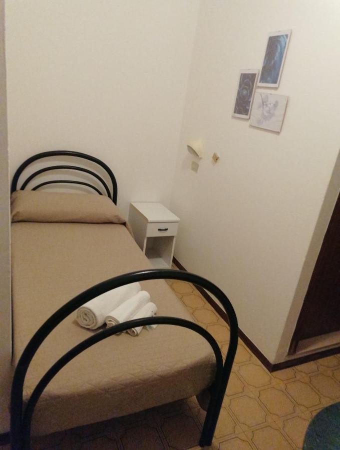 Hotel Magriv Римини Экстерьер фото